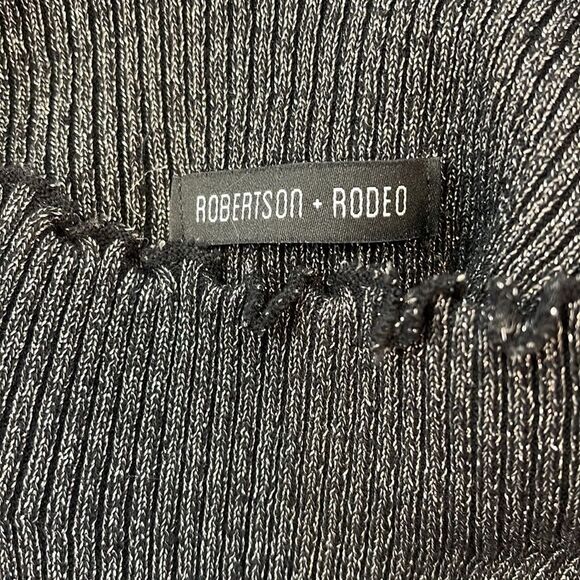 Robertson + Rodeo Long Sleeve Ribbed Sparkle Top - Picture 5 of 6